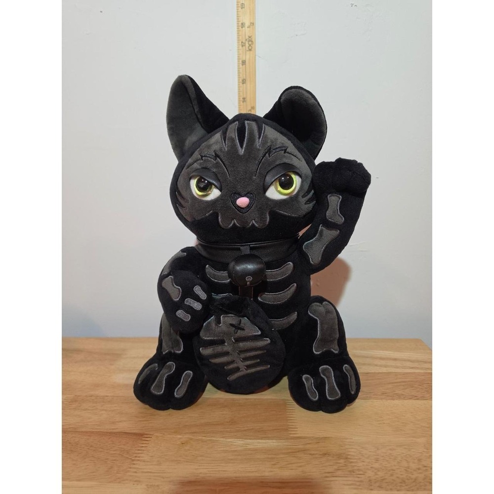 Killstar Kreeptures Maneki-Neko Dark Rift plush toy blends a gothic skeleton